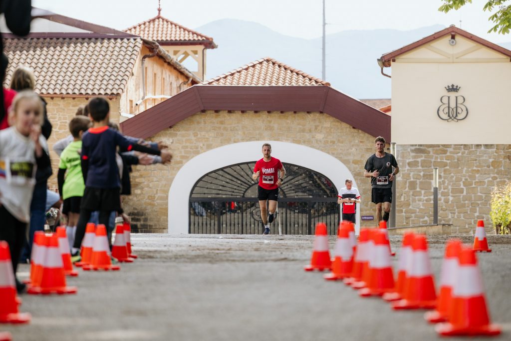 III Carrera Benéfica Faro 2026 – Viña POMAL (381) – low